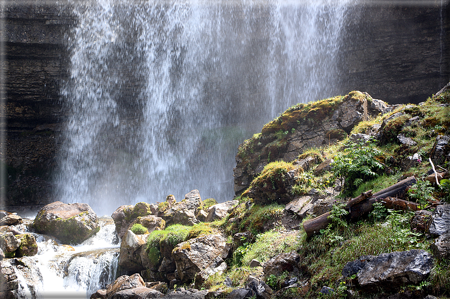 foto Cascate di mezzo in Vallesinella